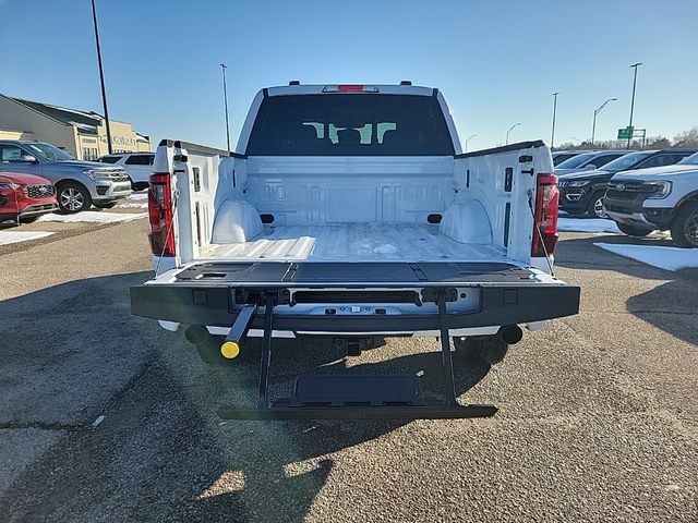 2025 Ford F-150 XLT photo 22