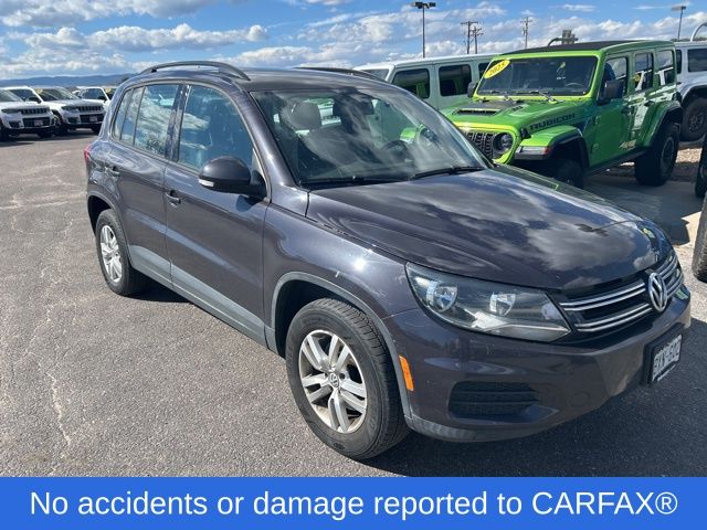 2016 Volkswagen Tiguan S photo 2