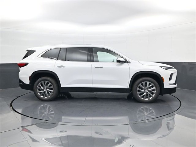 2026 Buick Enclave Preferred photo 2