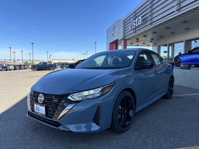 2024 Nissan Sentra SR photo 3