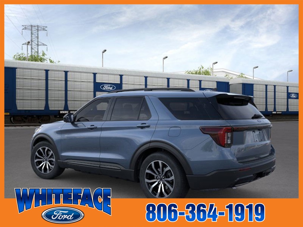2025 Ford Explorer ST-Line photo 3