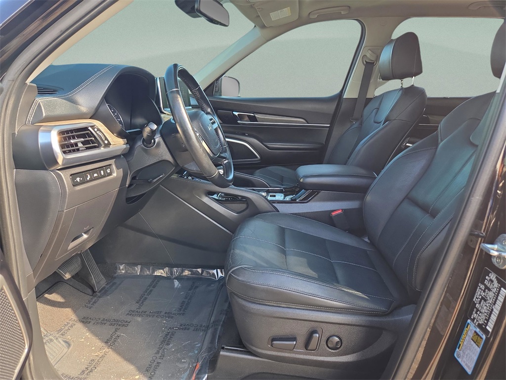2022 Kia Telluride EX photo 16