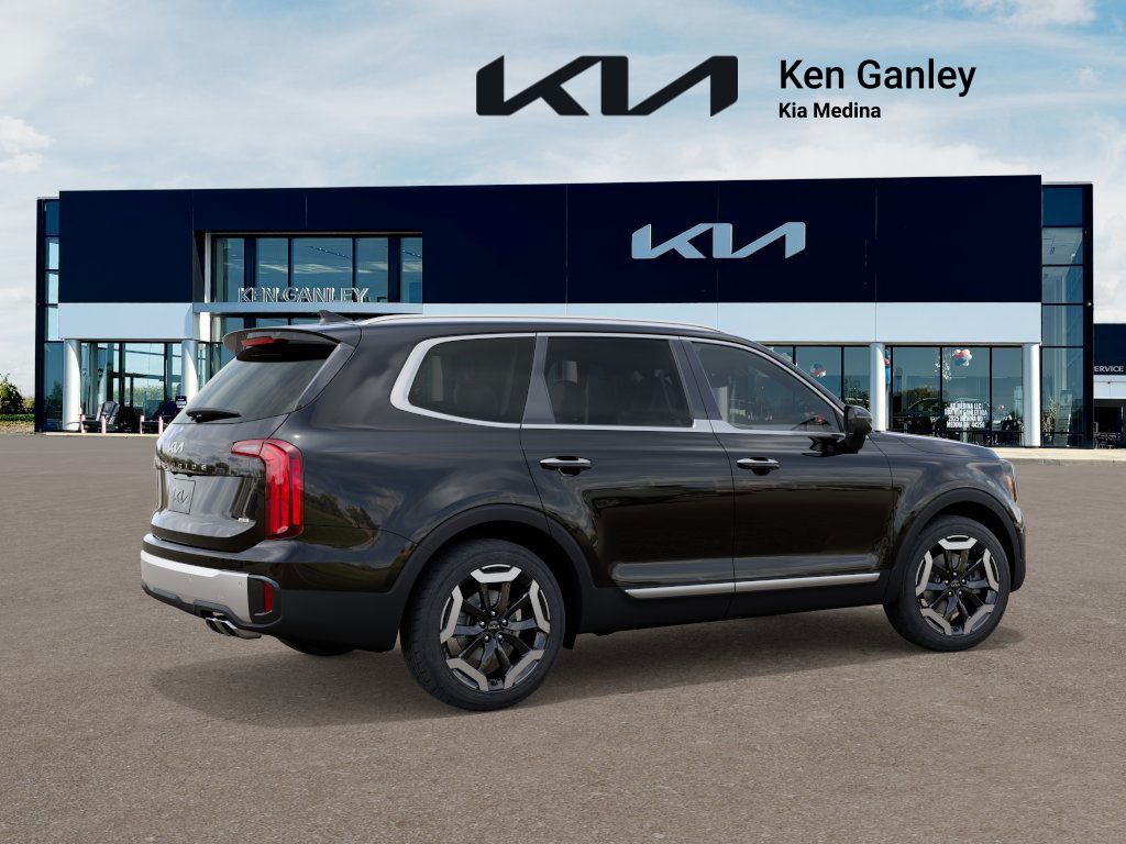 2025 Kia Telluride S photo 4