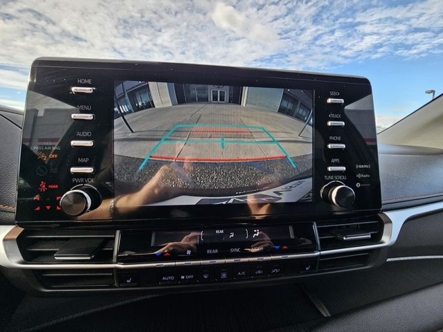 2024 Toyota Sienna XSE photo 14