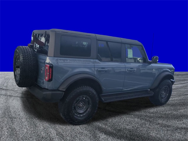 2025 Ford Bronco Outer Banks photo 4