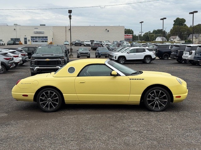 2002 Ford Thunderbird Base photo 3