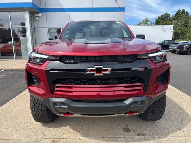 2026 Chevrolet Colorado ZR2 photo 2