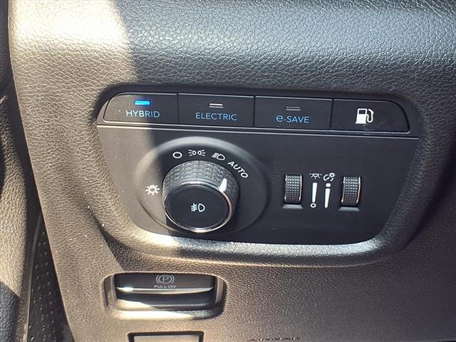 2023 Jeep Cherokee 4xe photo 15