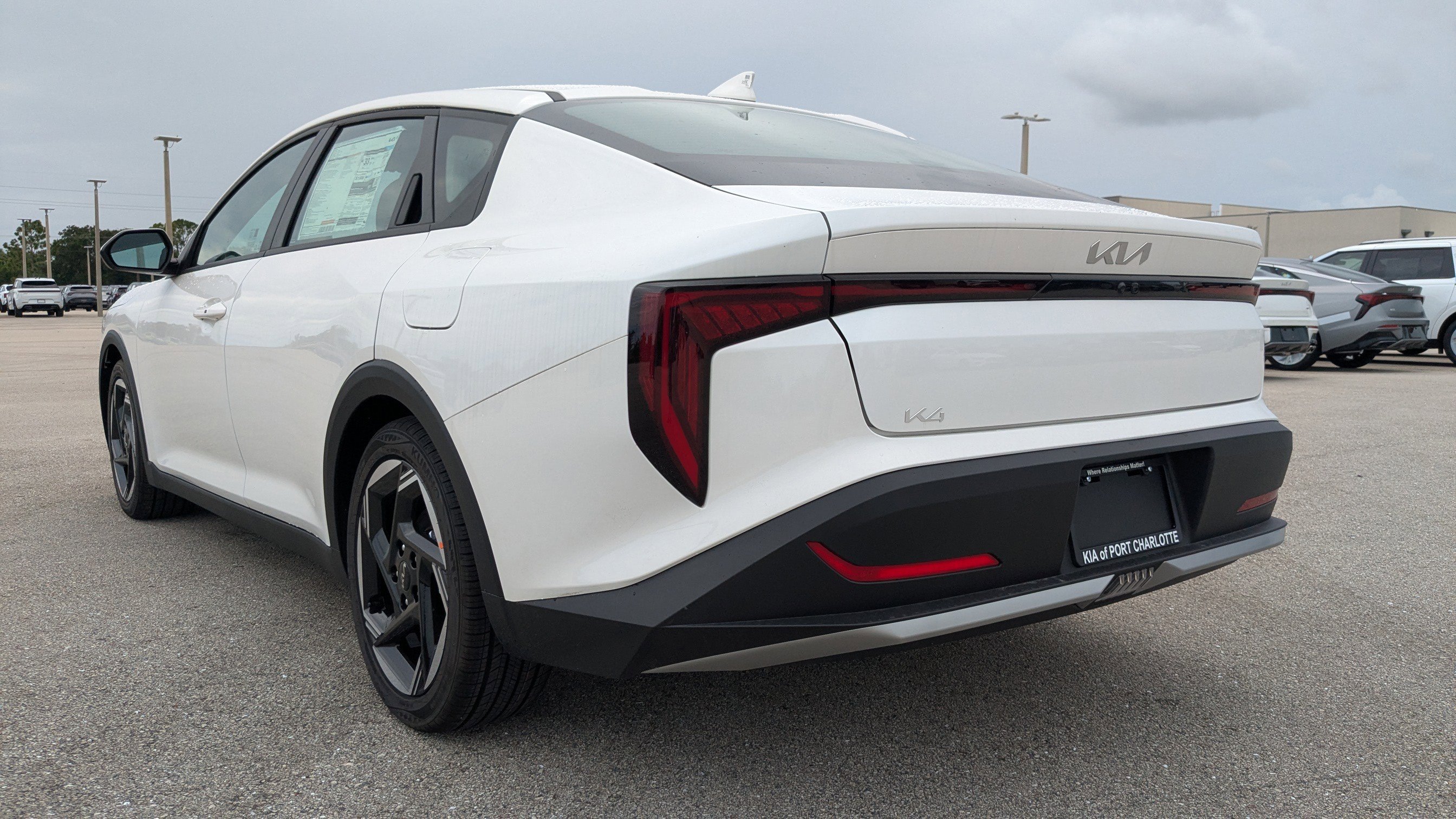 2025 Kia K4 EX photo 7