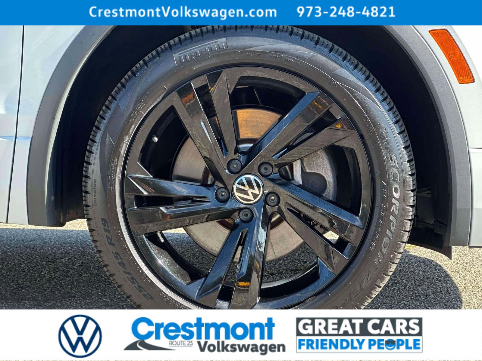 2023 Volkswagen Tiguan SE R-Line Black photo 3