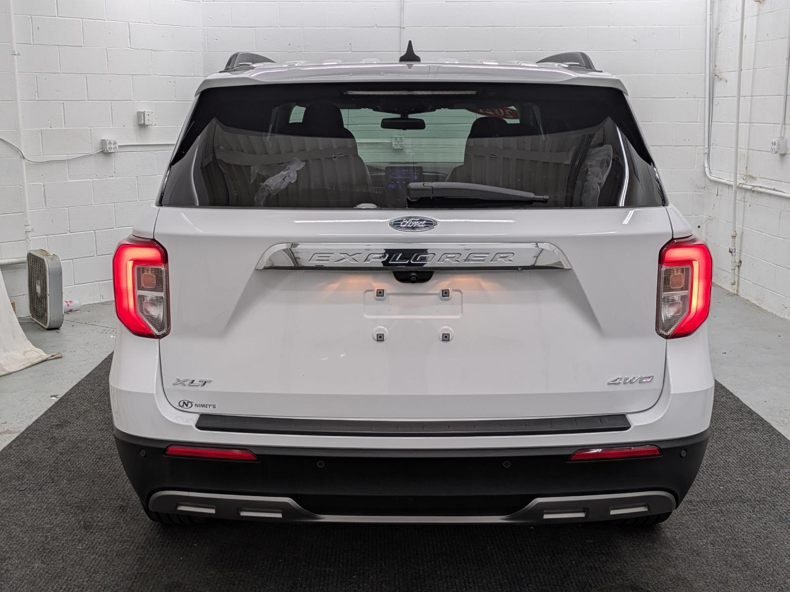 2021 Ford Explorer XLT photo 6