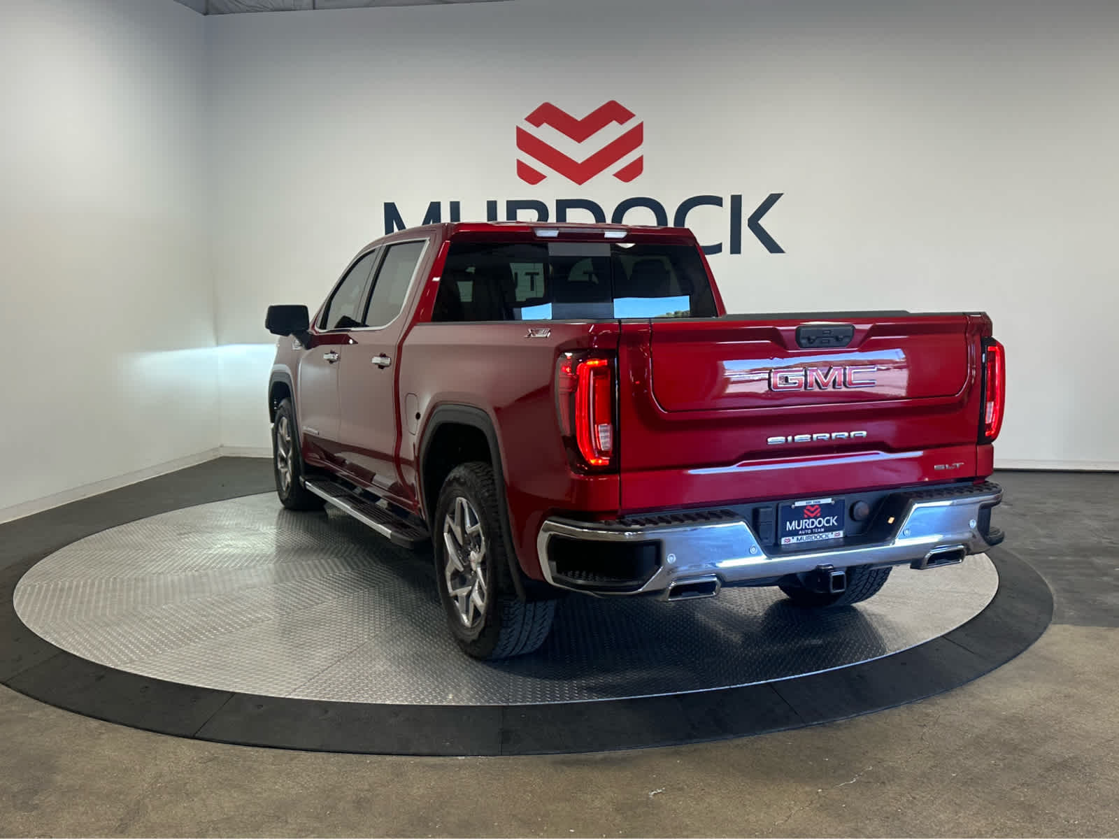2024 Gmc Sierra 1500 SLT photo 4