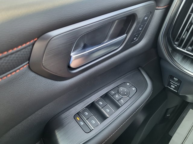 2025 Nissan Armada photo 25
