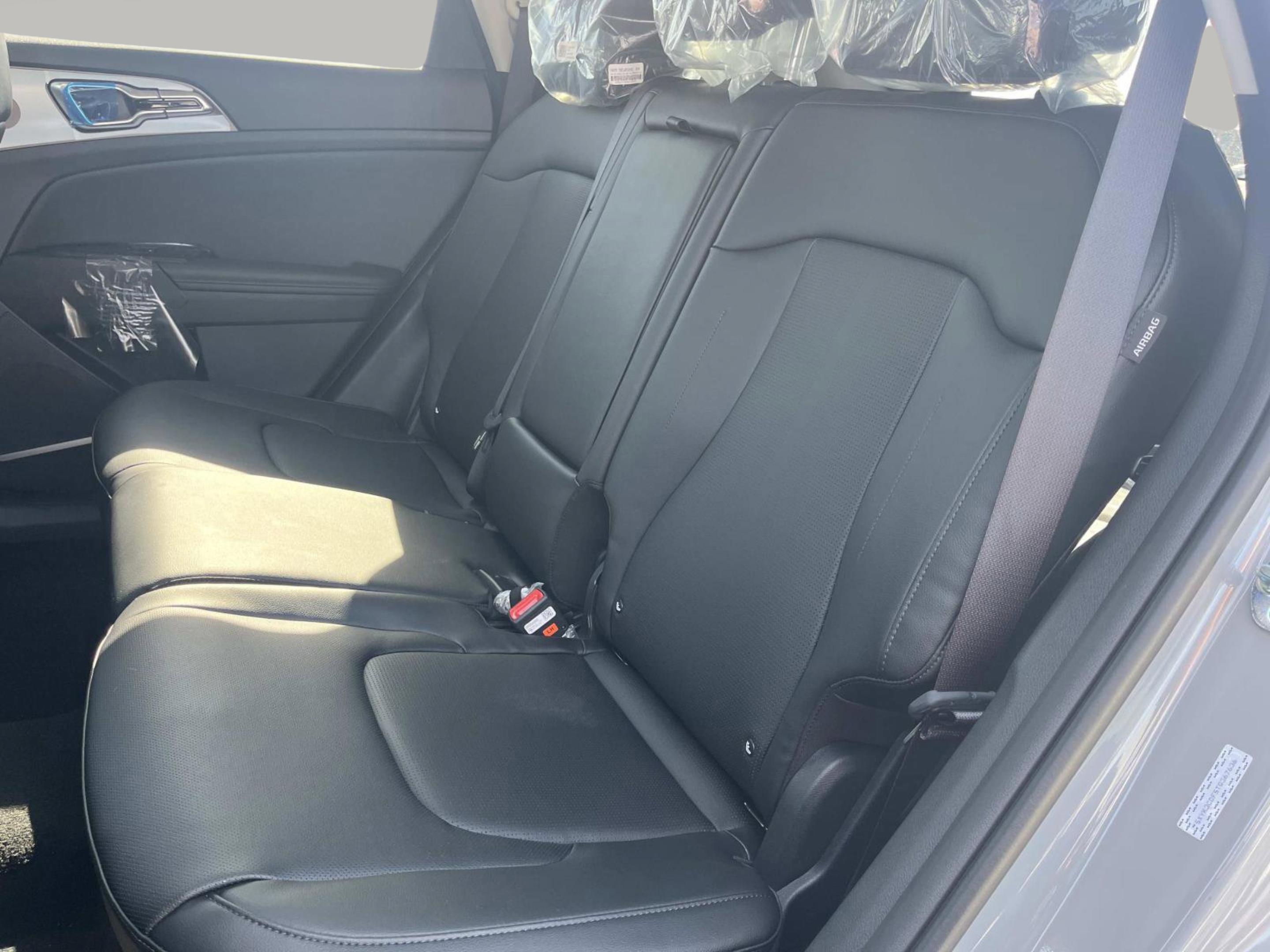 2026 Kia Sportage EX photo 18