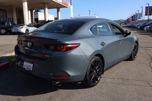 2023 Mazda Mazda3 2.5 s Carbon photo 3