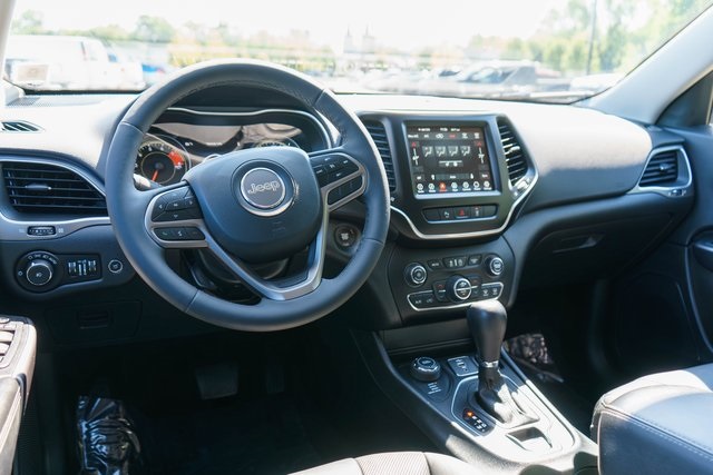 2021 Jeep Cherokee Latitude Lux photo 6