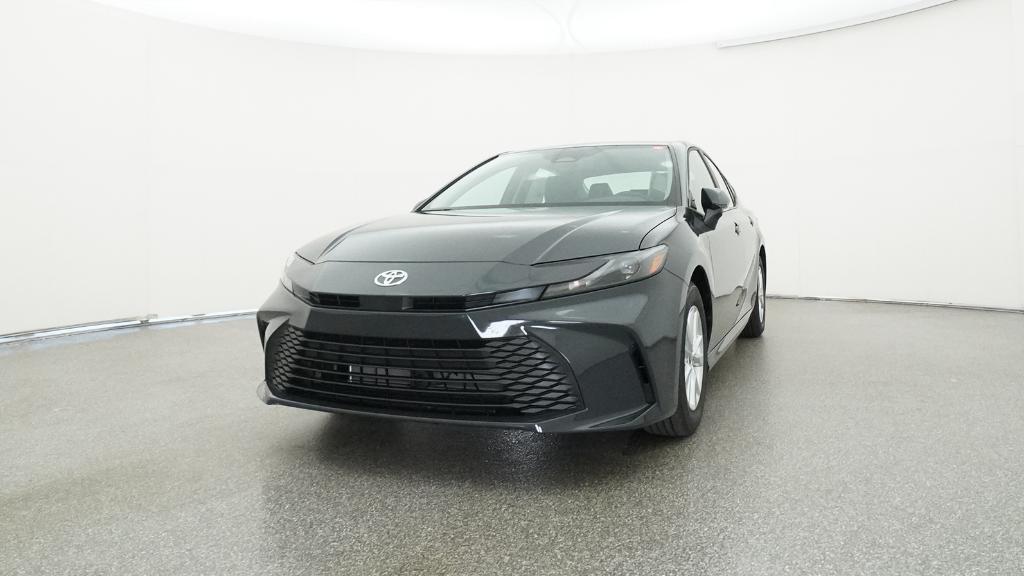 2026 Toyota Camry LE photo 4