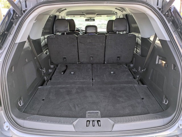2023 Ford Explorer Limited photo 13
