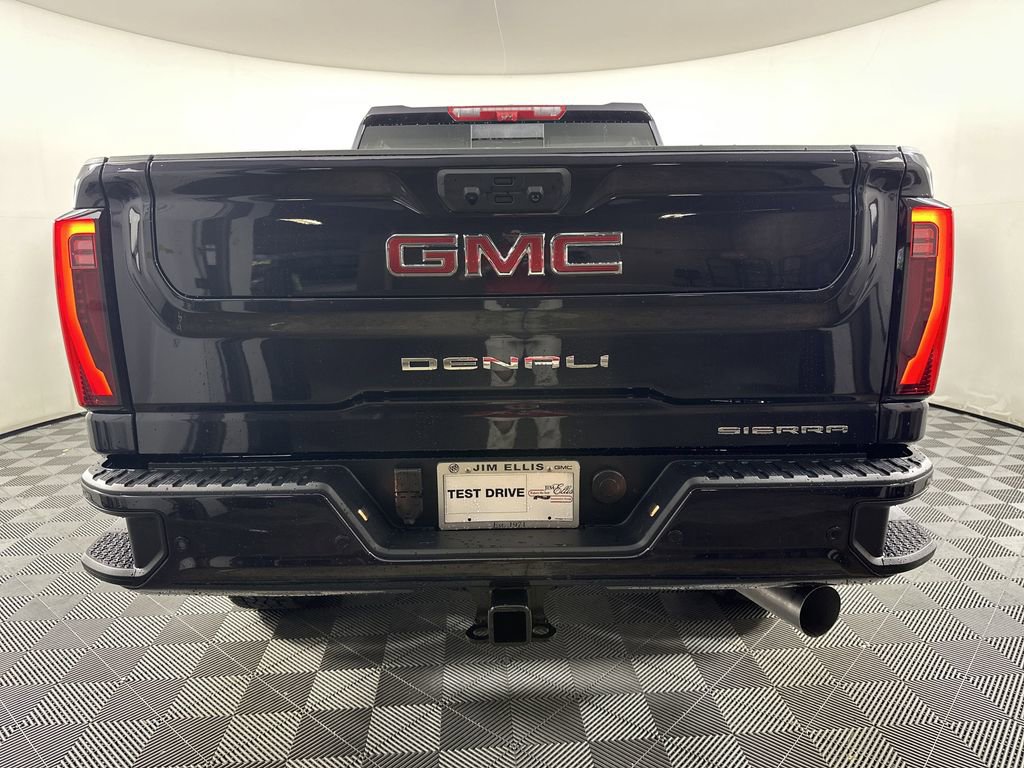 2025 Gmc Sierra 2500 HD Denali photo 3