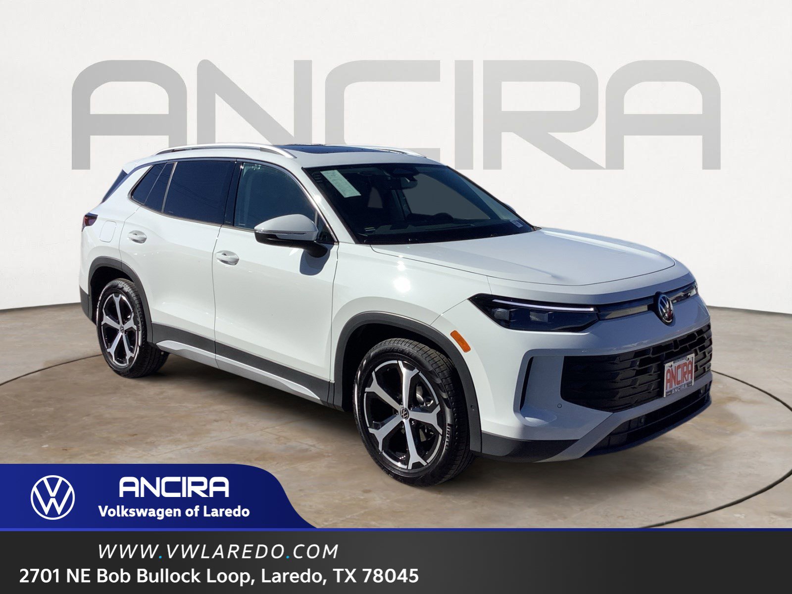 2026 Volkswagen Tiguan SE's photo