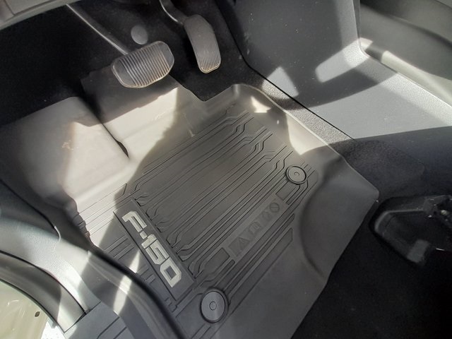 2025 Ford F-150 Lariat photo 37