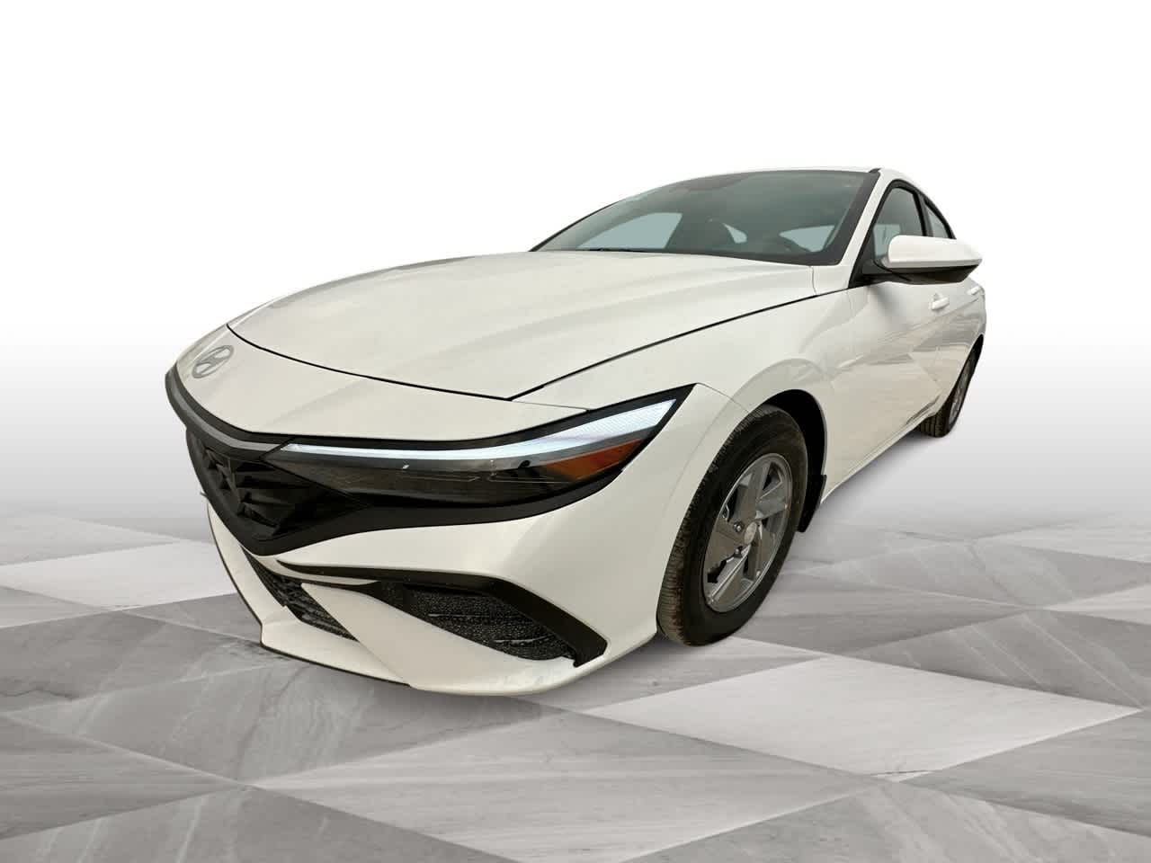 2025 Hyundai Elantra SE photo 4