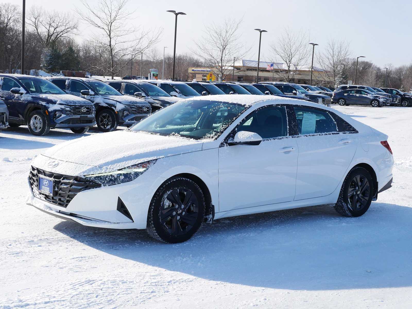 Certified 2021 Hyundai Elantra SEL with VIN 5NPLM4AG9MH003685 for sale in Mankato, Minnesota