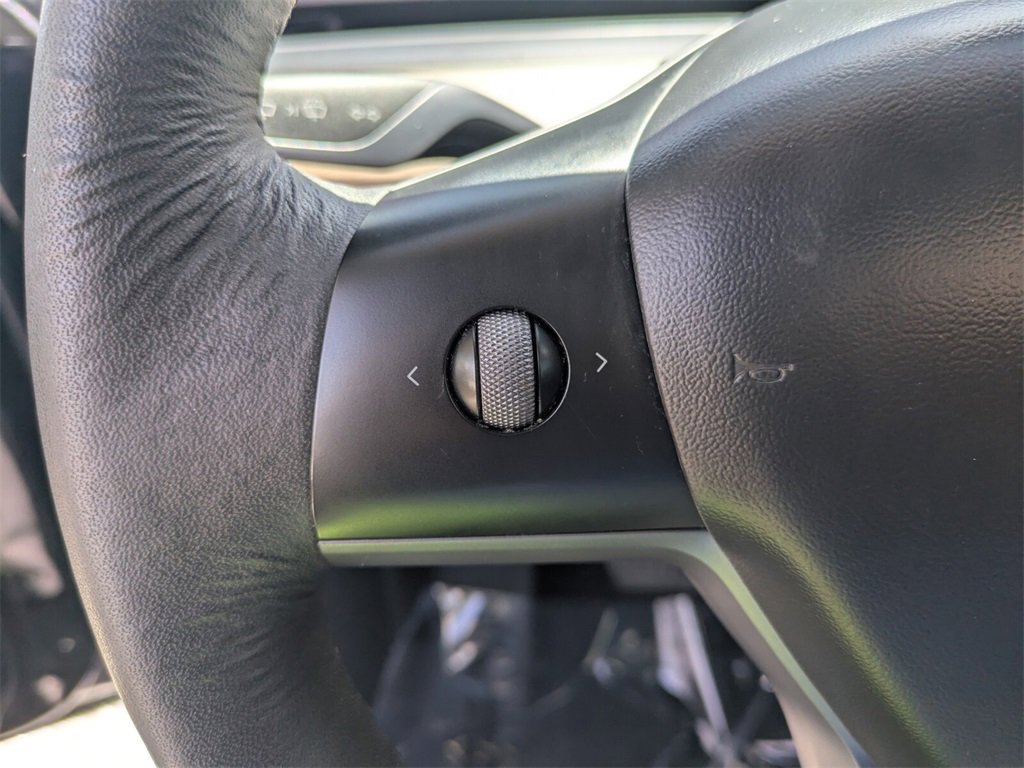 2022 Tesla Model Y Long Range photo 20