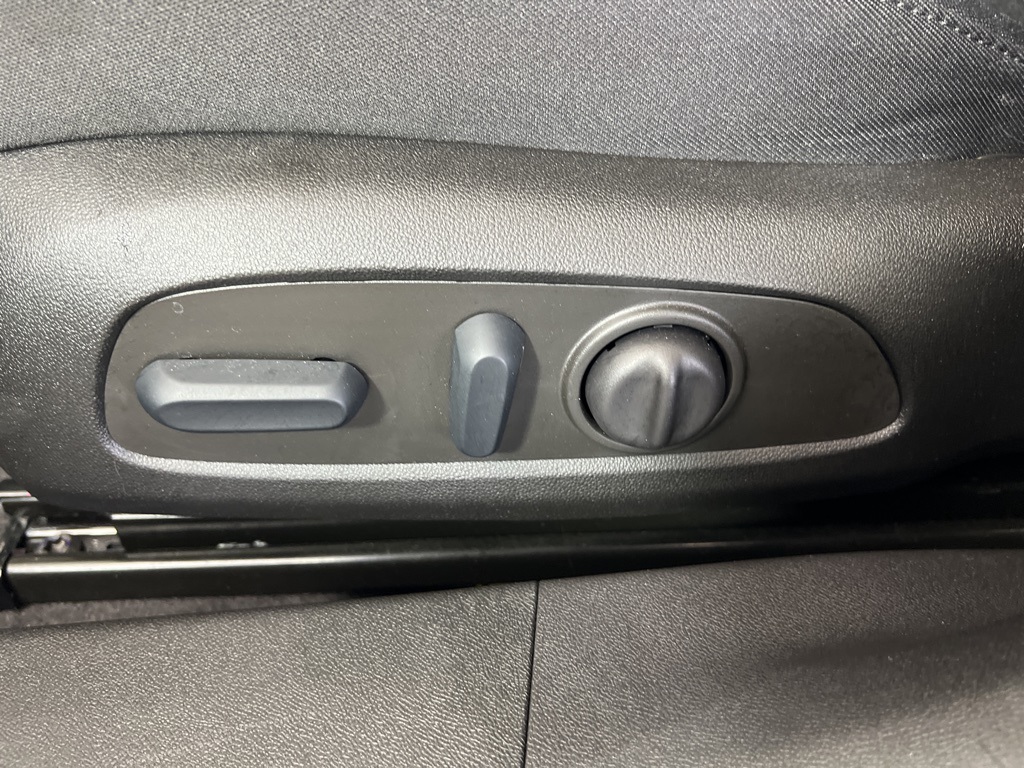 2022 Chevrolet Malibu RS photo 3