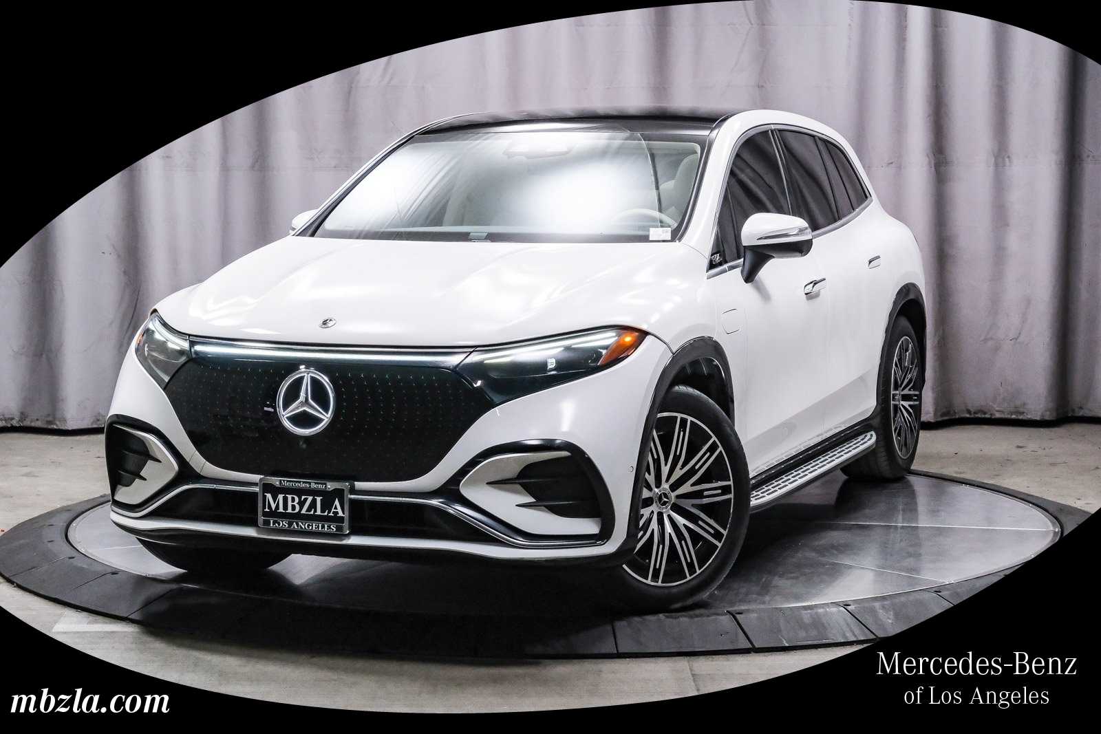 2023 Mercedes-Benz EQS SUV Base's photo