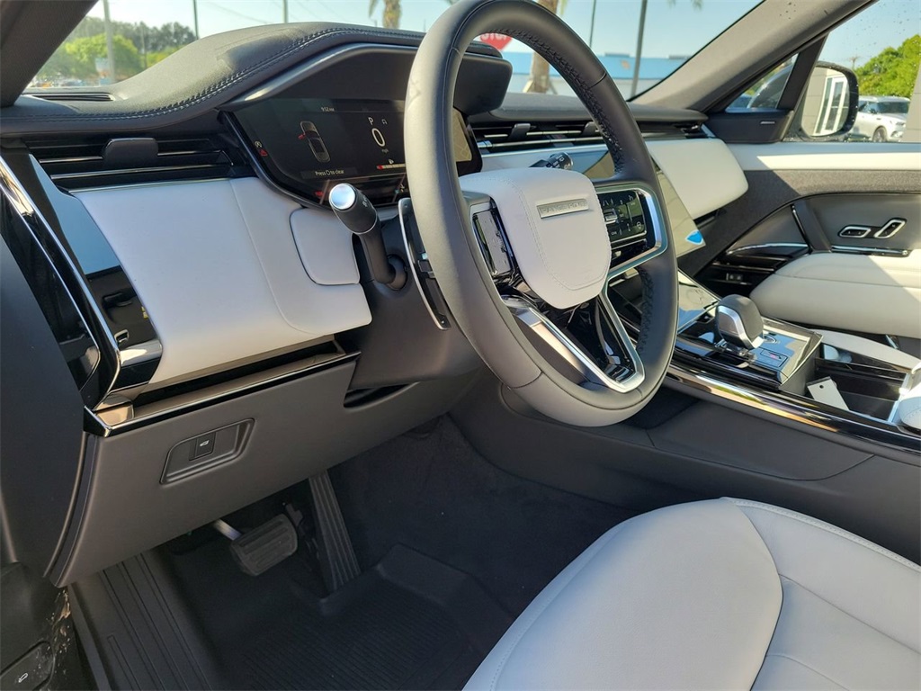 2025 Land Rover Range Rover Sport P360 S photo 22