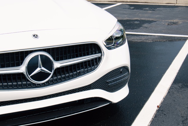 2025 Mercedes Benz C 300 photo 3