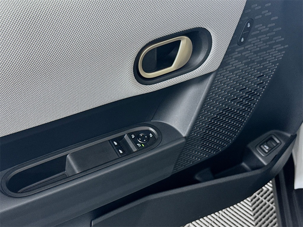 2025 Mini Cooper S Hardtop 2 Door photo 14