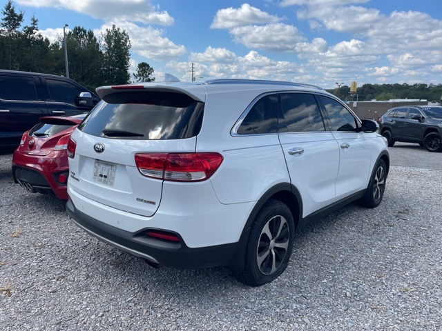 2017 Kia Sorento EX photo 4