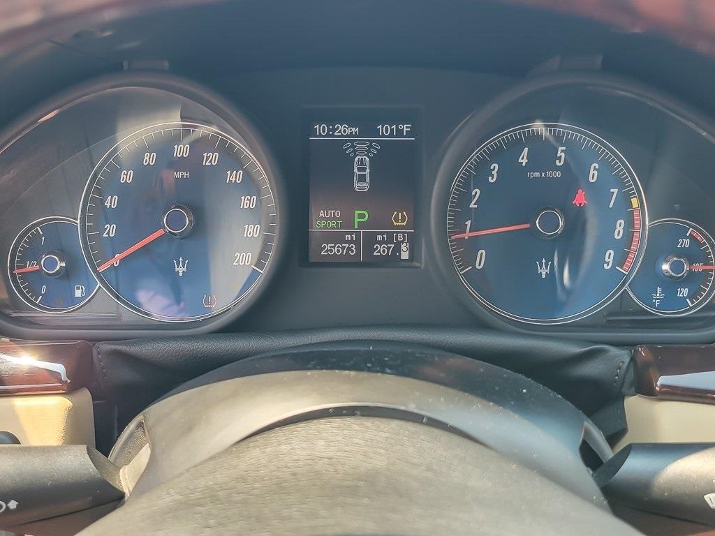 2010 Maserati Granturismo Base photo 12