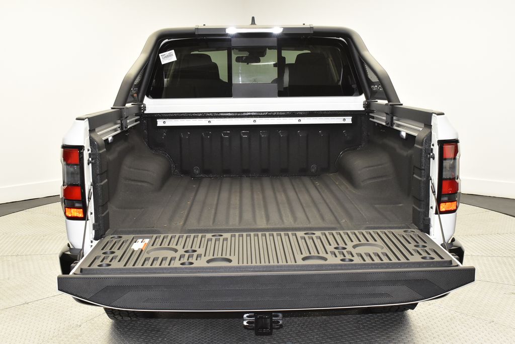 New 2024 Nissan Frontier Crew Cab Hardbody Edition Truck in Jersey City RN643057 Hudson Nissan