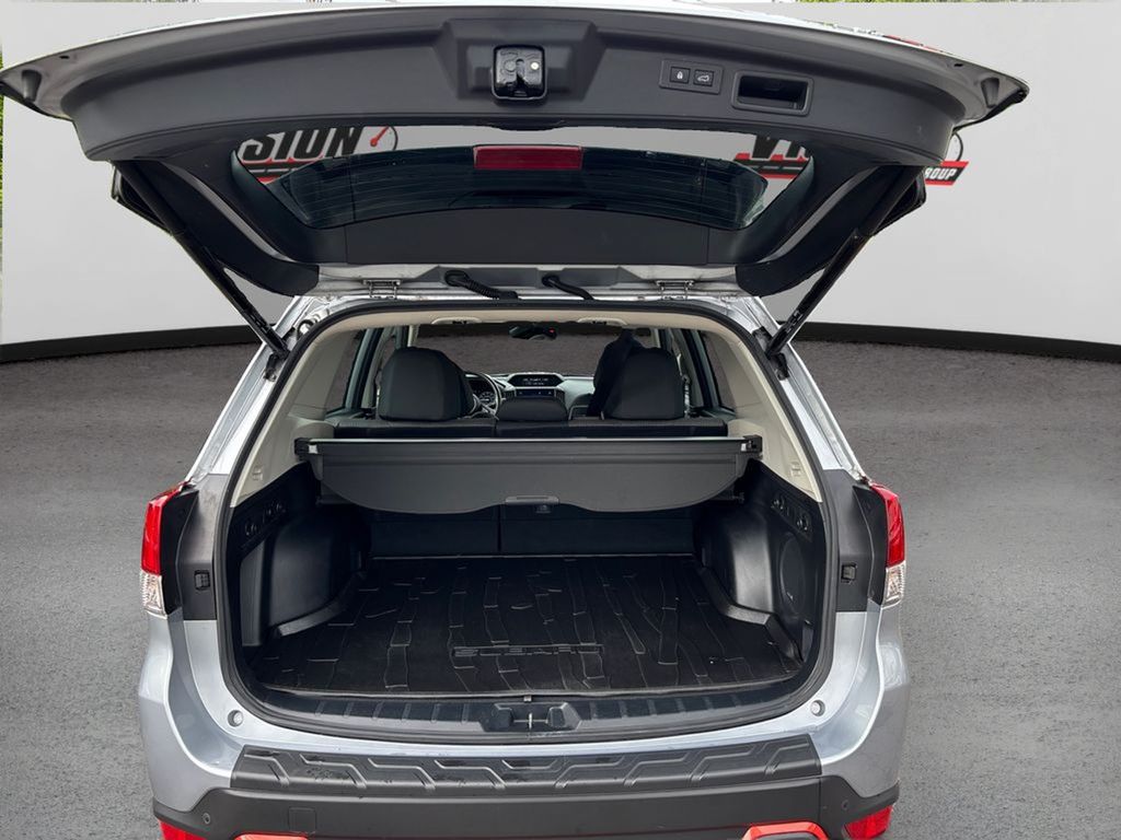 2023 Subaru Forester Sport photo 9