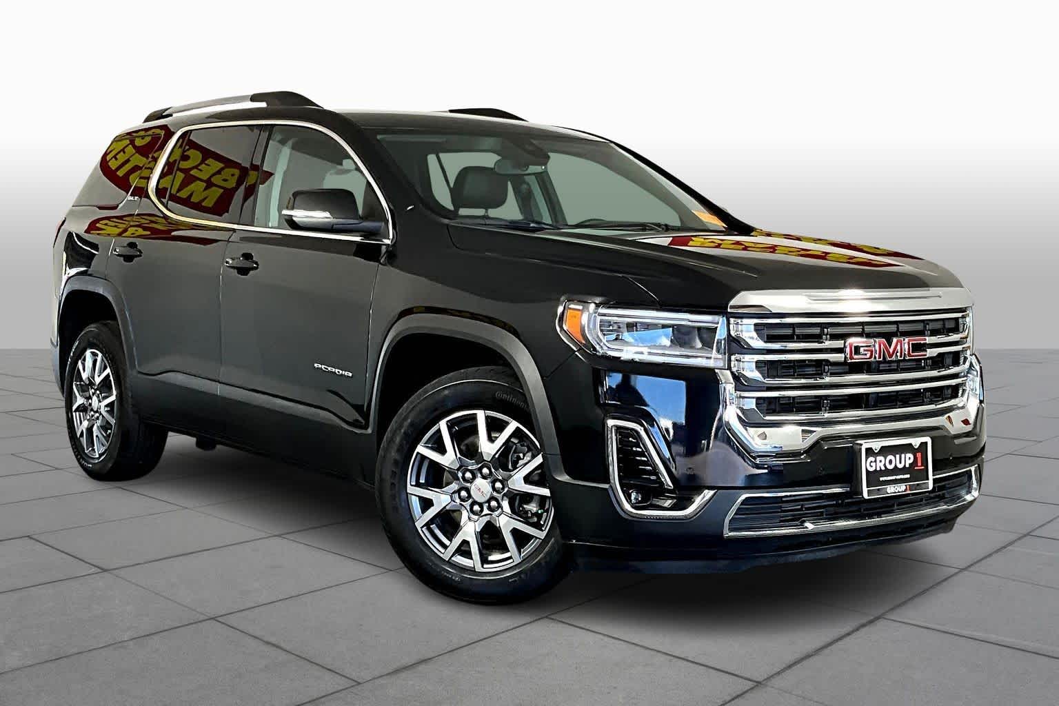 2023 Gmc Acadia SLT photo 2