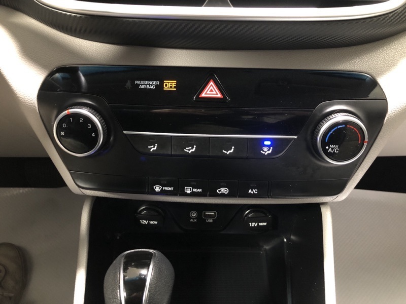 2020 Hyundai Tucson SE photo 26