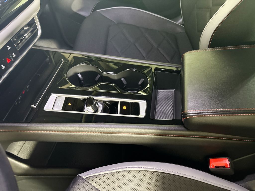 2024 Volkswagen Atlas Peak Edition SE Technology photo 15