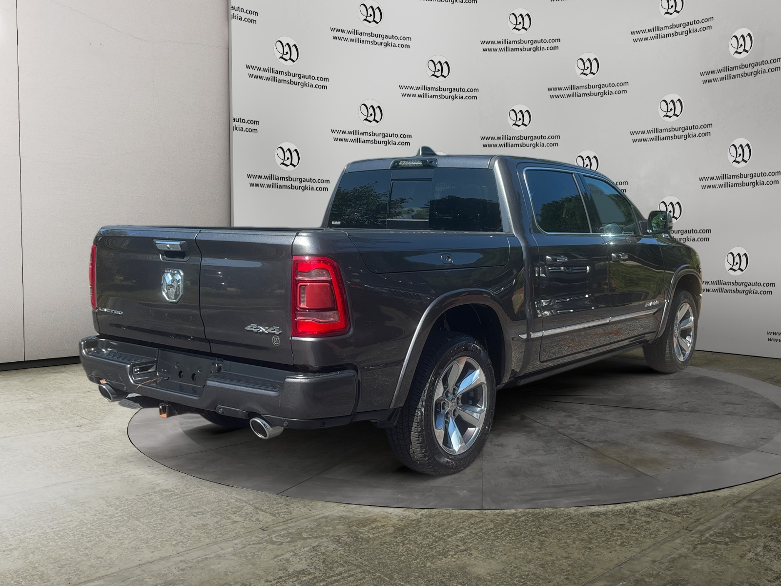 2021 Ram 1500 Limited photo 4