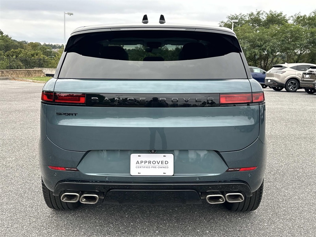 2025 Land Rover Range Rover Sport SE photo 22