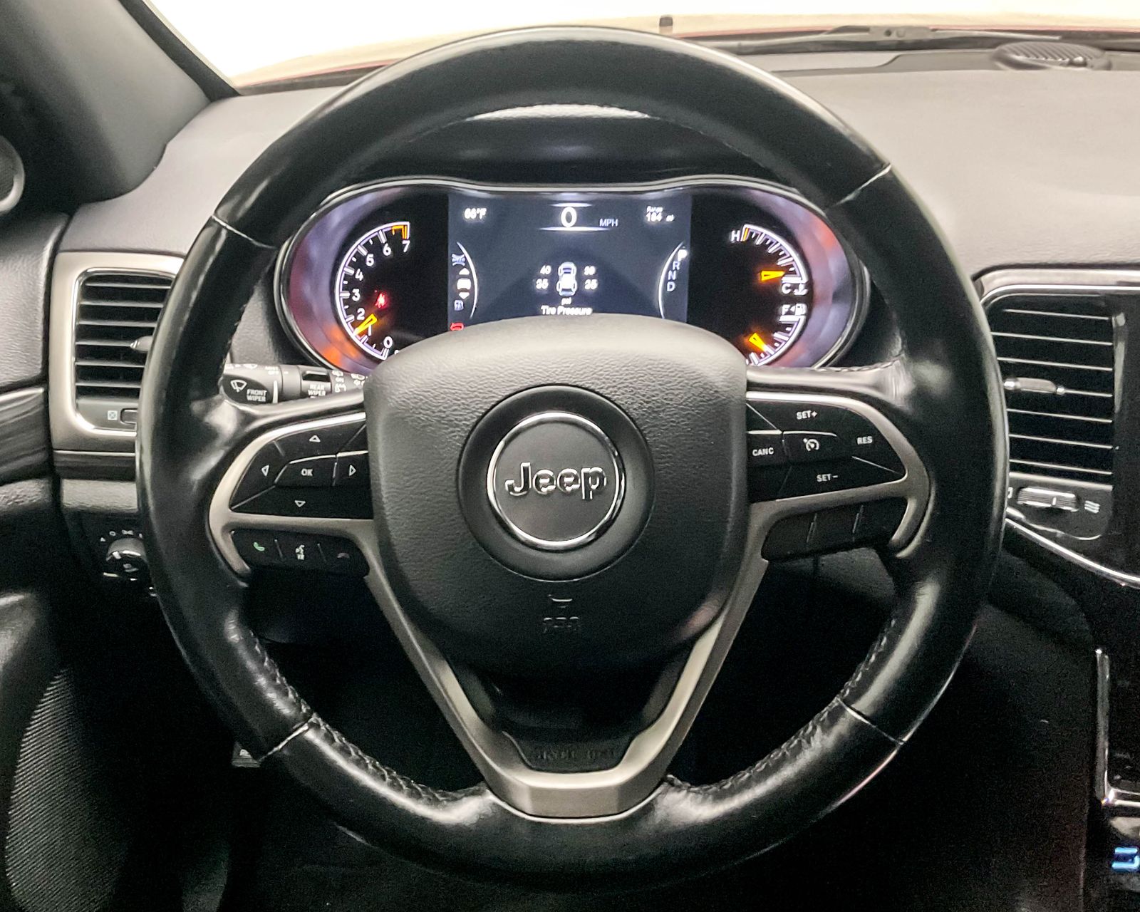 2022 Jeep Cherokee Laredo X photo 11