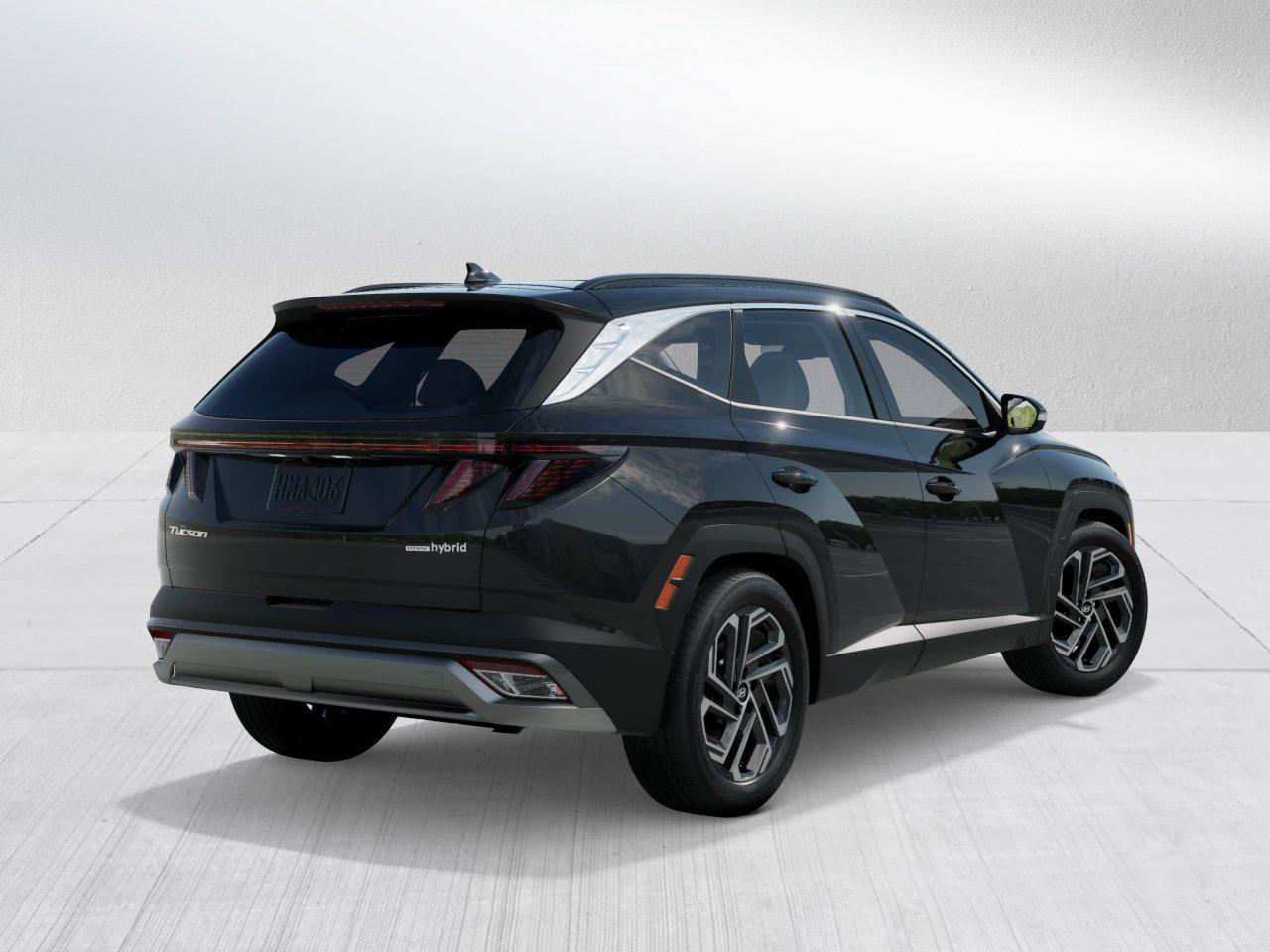 2026 Hyundai Tucson Hybrid Limited photo 4