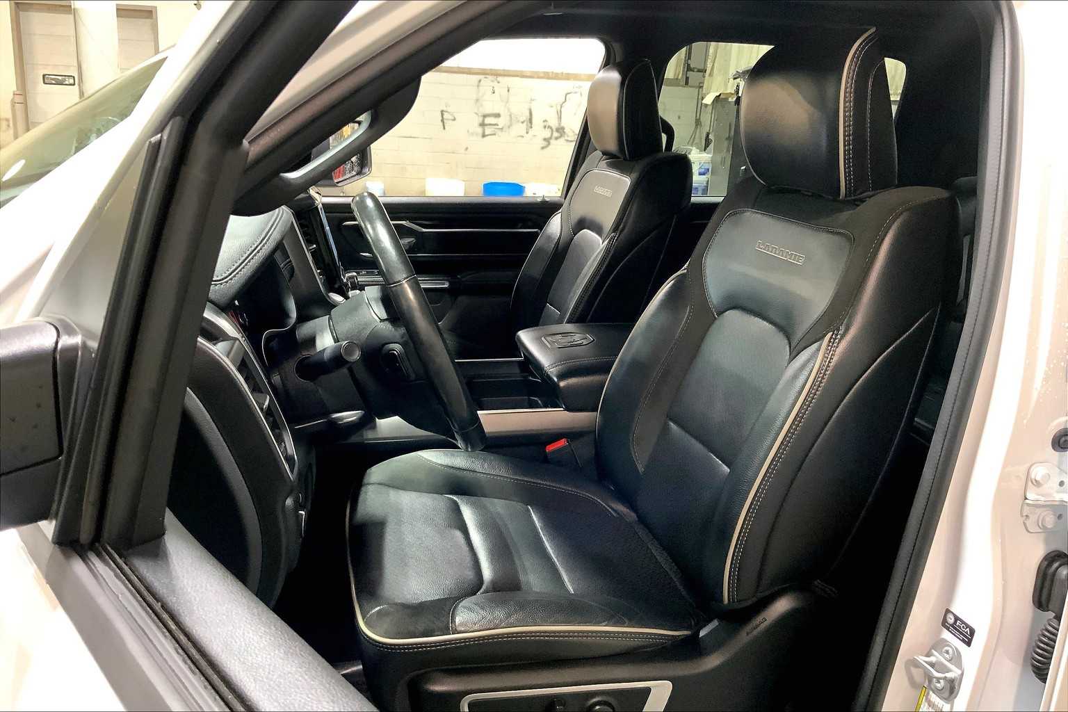 2022 Ram 1500 Laramie photo 7