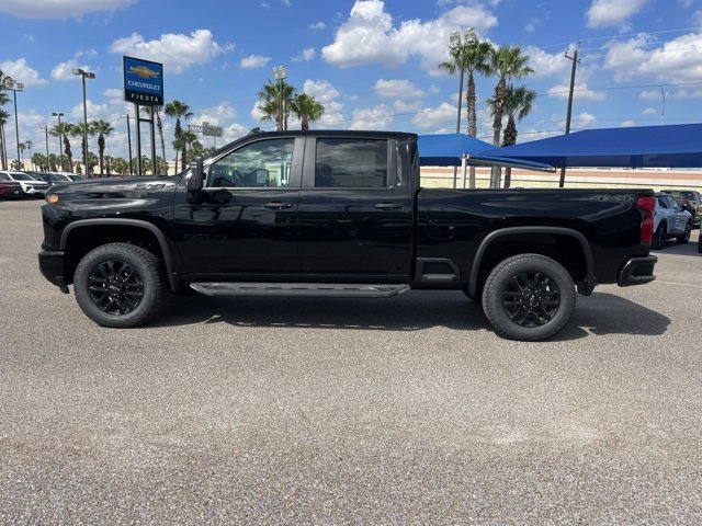 2026 Chevrolet Silverado 2500HD Custom photo 4