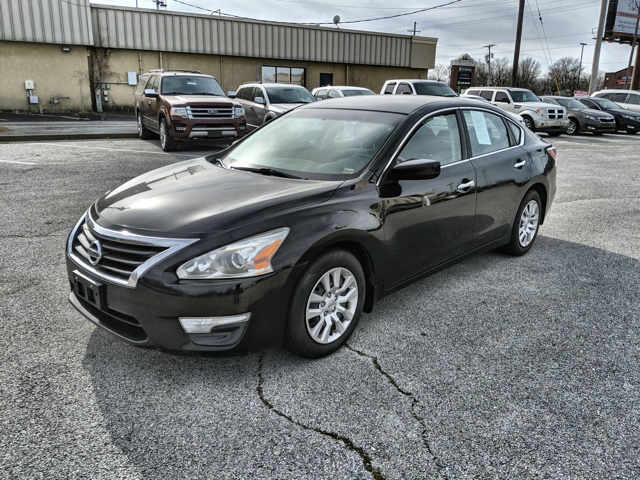 2015 Nissan Altima SL's photo
