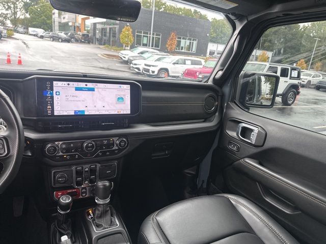 2024 Jeep Wrangler Rubicon 392 photo 8