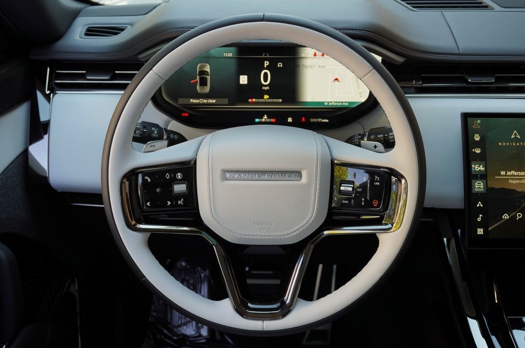 2025 Land Rover Range Rover Sport SE photo 14