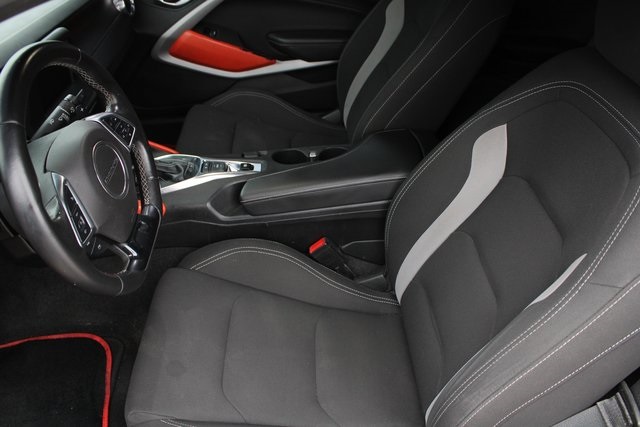 2020 Chevrolet Camaro 1LS 1LT photo 4